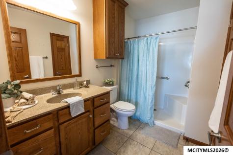 809 7th Ave N #211 Clear Lake IA 50428
