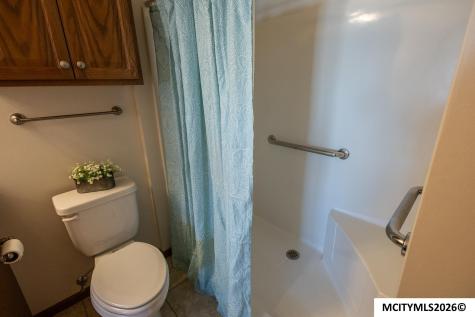 809 7th Ave N #211 Clear Lake IA 50428