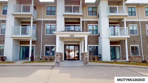 809 7th Ave N #211 Clear Lake IA 50428