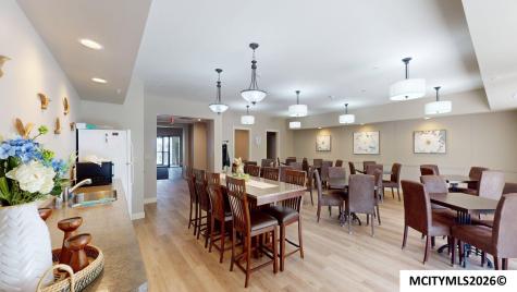 809 7th Ave N #211 Clear Lake IA 50428