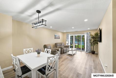 630 Briarstone Drive Mason City IA 50401