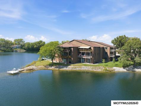 630 Briarstone Drive Mason City IA 50401