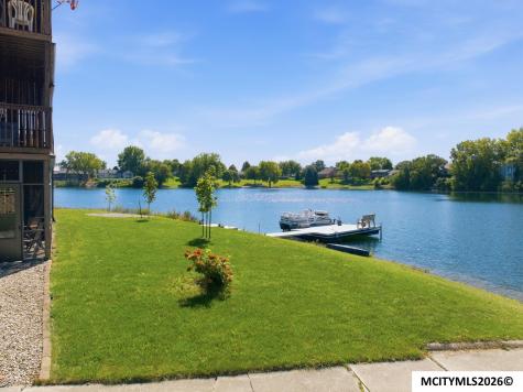 630 Briarstone Drive Mason City IA 50401