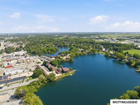 630 Briarstone Drive Mason City IA 50401