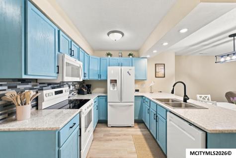 630 Briarstone Drive Mason City IA 50401