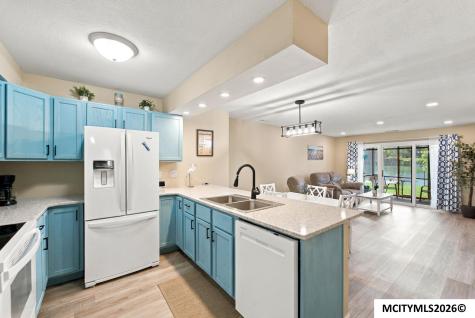630 Briarstone Drive Mason City IA 50401
