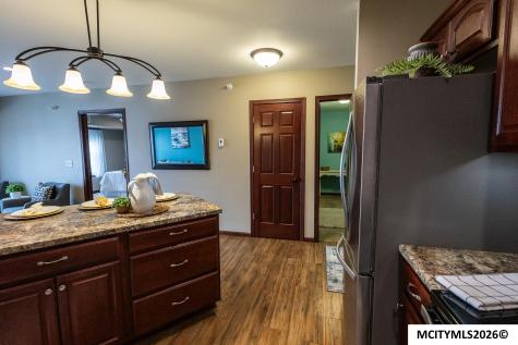 809 7th Ave N #212 Clear Lake IA 50428