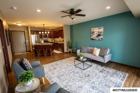 809 7th Ave N #212 Clear Lake IA 50428