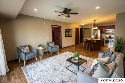 809 7th Ave N #212 Clear Lake IA 50428