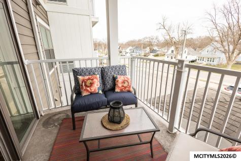 809 7th Ave N #212 Clear Lake IA 50428