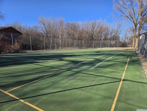 2700 N Shore Drive #E-15A Clear Lake IA 50428