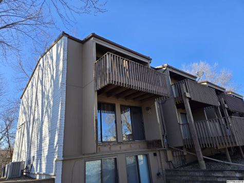 2700 N Shore Drive #E-15A Clear Lake IA 50428