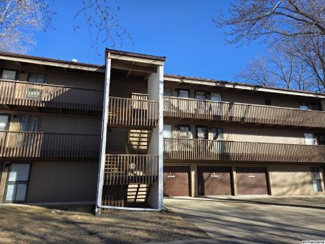 2700 N Shore Drive #E-15A Clear Lake IA 50428