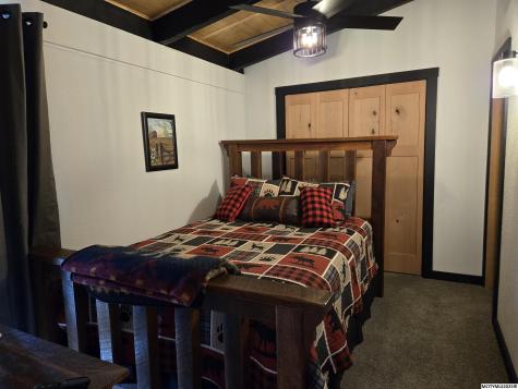 2700 N Shore Drive #E-15A Clear Lake IA 50428