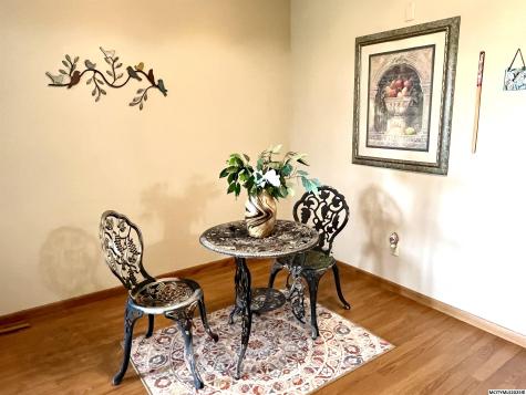 71 Briarstone Court #B-6 Mason City IA 50401