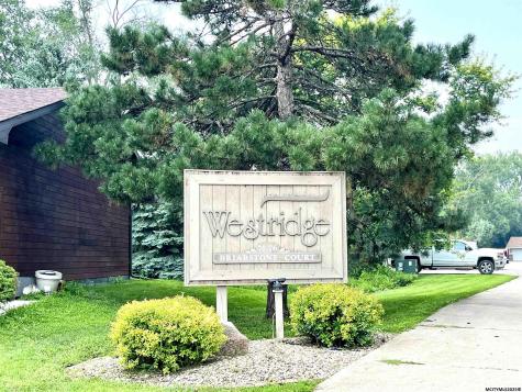 71 Briarstone Court #B-6 Mason City IA 50401