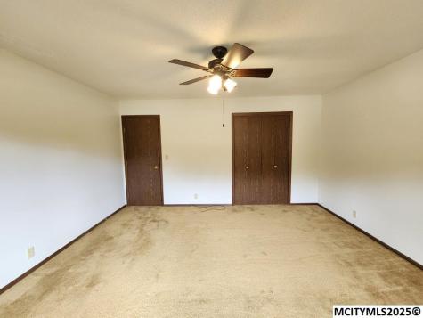 1 Asbury Court Mason City IA 50401