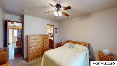 20 E Venetian Drive Clear Lake IA 50428