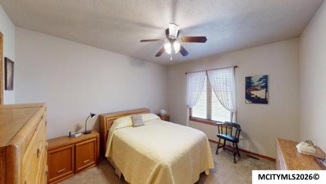 20 E Venetian Drive Clear Lake IA 50428