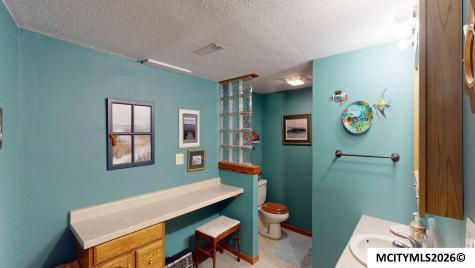 20 E Venetian Drive Clear Lake IA 50428