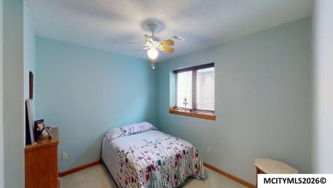 20 E Venetian Drive Clear Lake IA 50428