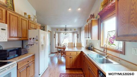 20 E Venetian Drive Clear Lake IA 50428