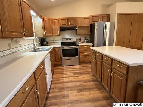 380 S Yorktown Pike #21 Mason City IA 50401