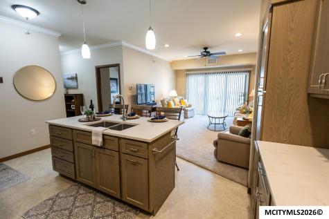 809 7th Ave N #102 Clear Lake IA 50428