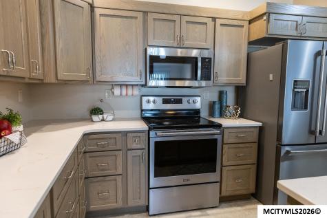809 7th Ave N #102 Clear Lake IA 50428