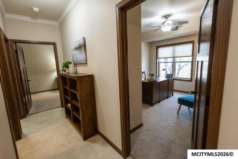 809 7th Ave N #102 Clear Lake IA 50428