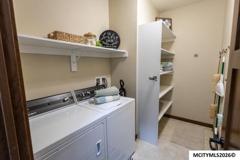 809 7th Ave N #102 Clear Lake IA 50428