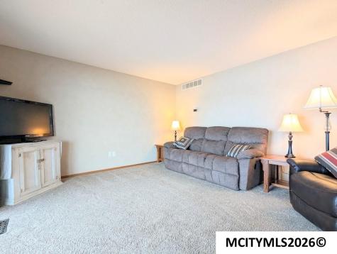 414 E Lake Street #2 Ventura IA 50482