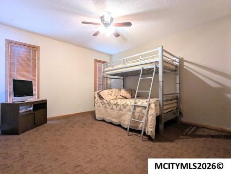 414 E Lake Street #2 Ventura IA 50482