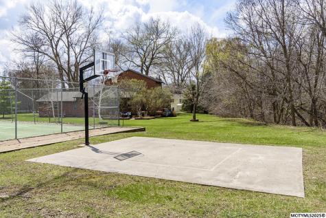 2700 N Shore Drive #F2-25 Clear Lake IA 50428