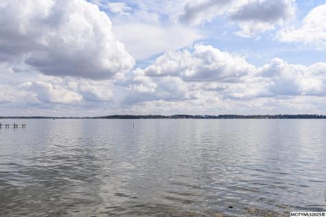 2700 N Shore Drive #F2-25 Clear Lake IA 50428