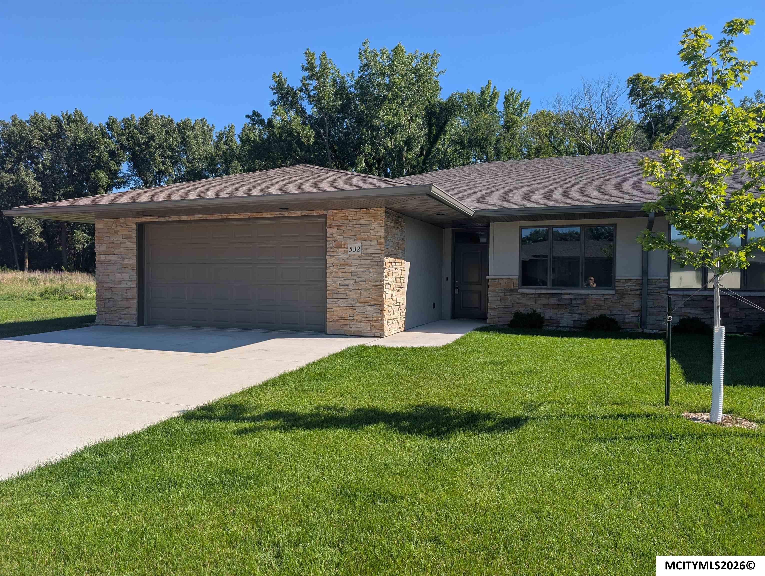 532 River Bend Court Mason City IA 50401