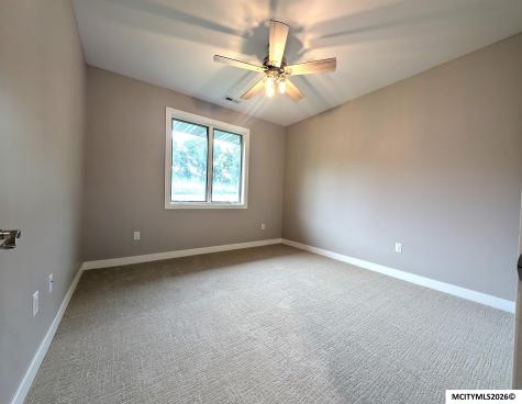 532 River Bend Court Mason City IA 50401