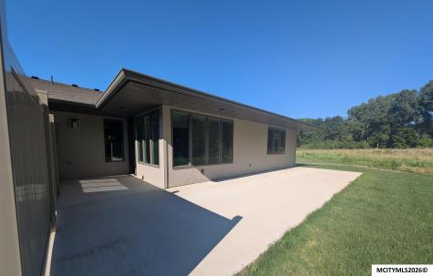 532 River Bend Court Mason City IA 50401