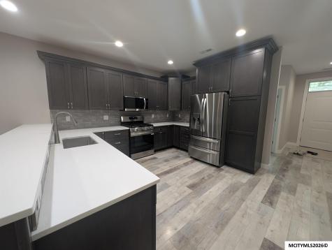 532 River Bend Court Mason City IA 50401