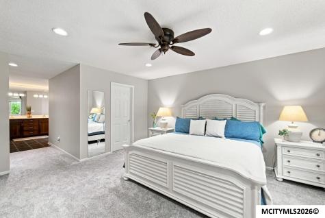 2010 Hunters Ridge Drive Mason City IA 50401