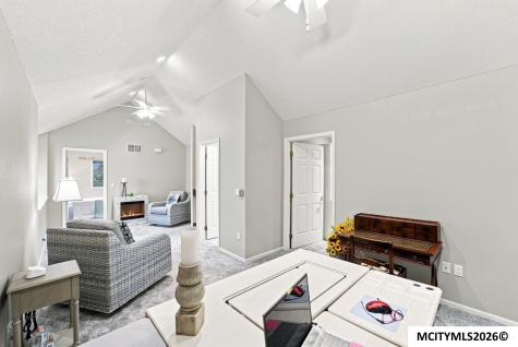2010 Hunters Ridge Drive Mason City IA 50401
