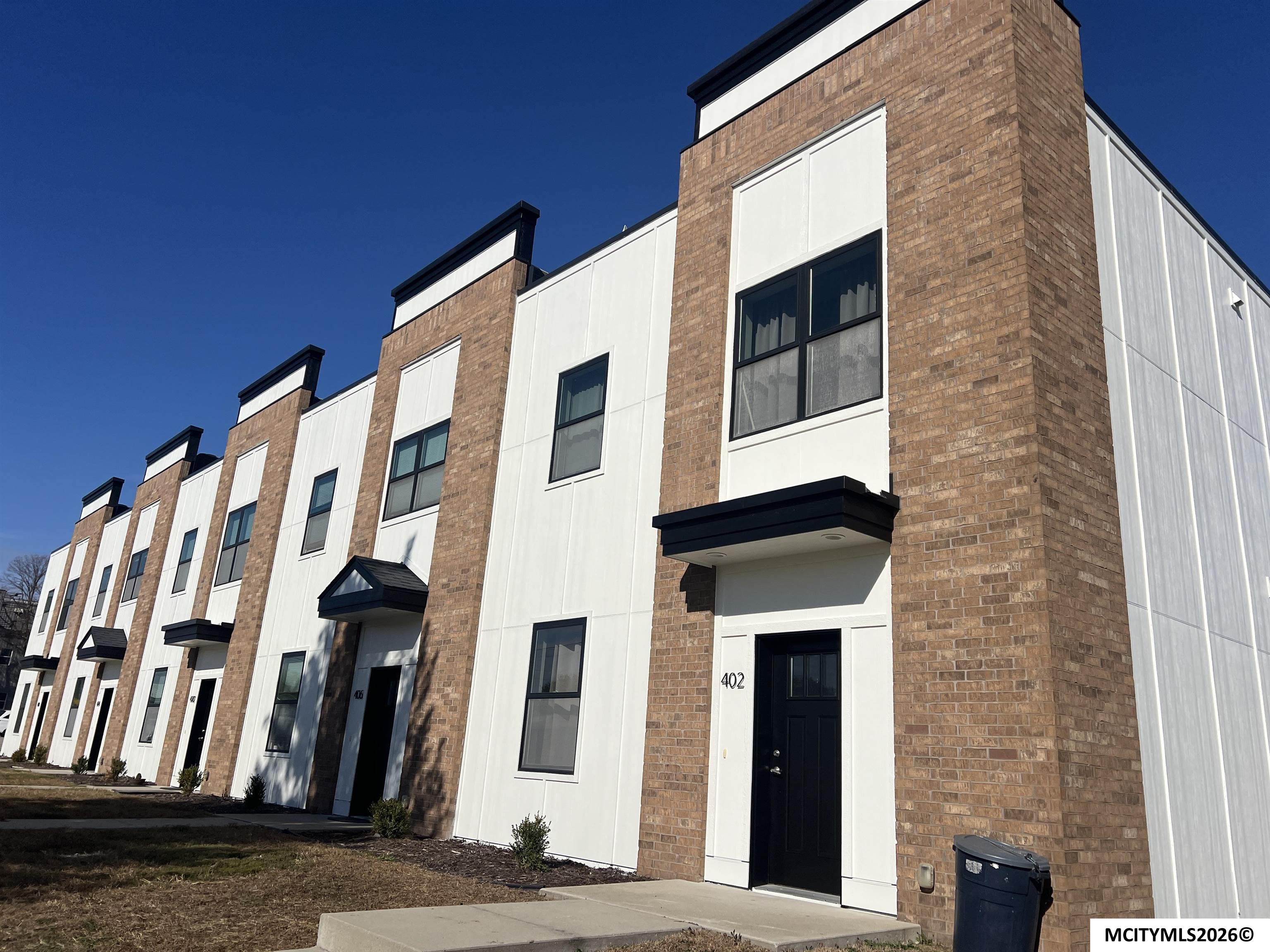 402 4th SW Mason City IA 50401