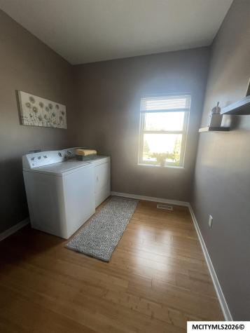 402 4th SW Mason City IA 50401