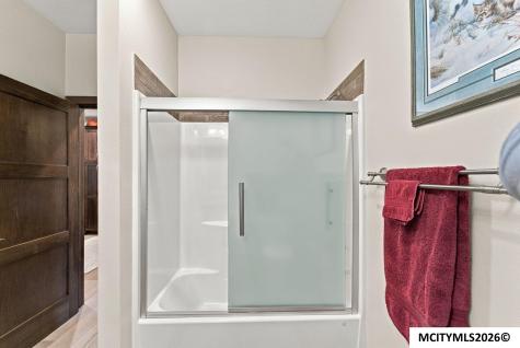 535 River Bend Court Mason City IA 50401