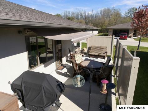 535 River Bend Court Mason City IA 50401