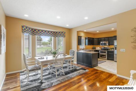 2005 Hunters Ridge Drive Mason City IA 50401