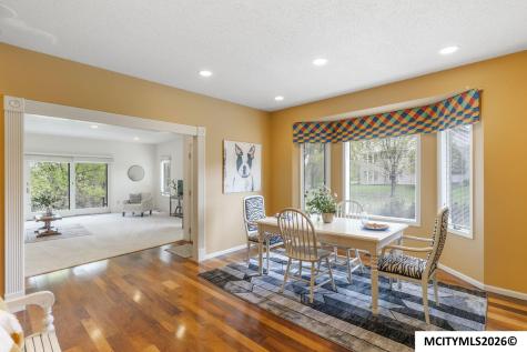 2005 Hunters Ridge Drive Mason City IA 50401