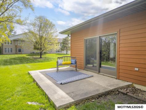 2005 Hunters Ridge Drive Mason City IA 50401
