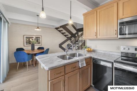 2700 N Shore Drive #L-34 Clear Lake IA 50428