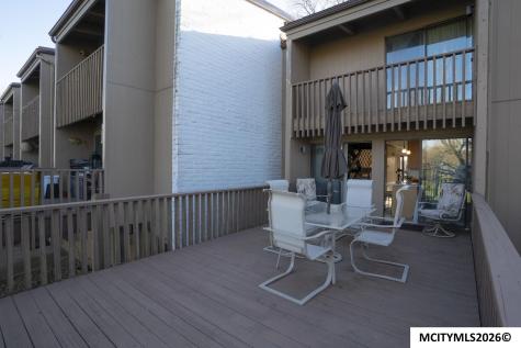 2700 N Shore Drive #L-34 Clear Lake IA 50428
